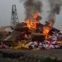 郫都区肯德基销毁剩余食品